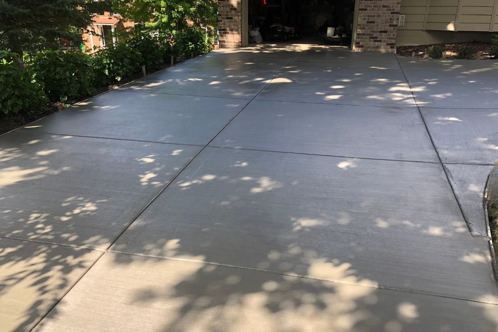 driveway and patio contractors Minneapolis, patio concrete work Minneapolis, patio concrete contractor Minneapolis, front steps contractors Minneapolis, concrete step repair contractors Minneapolis, cement stairs contractors Minneapolis